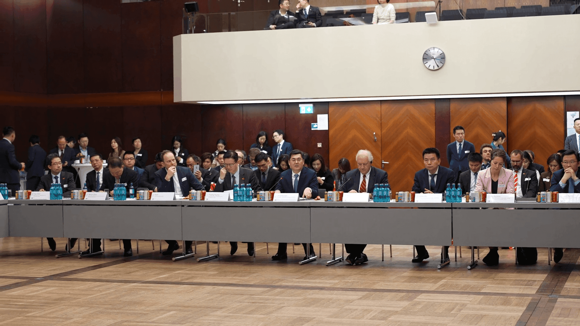Roundtable zur Stärkung der Beziehungen zwischen Guangzhou und Frankfurt